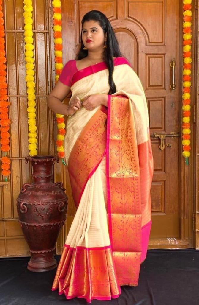 Opulent Off White Colored Printed Saree For Women