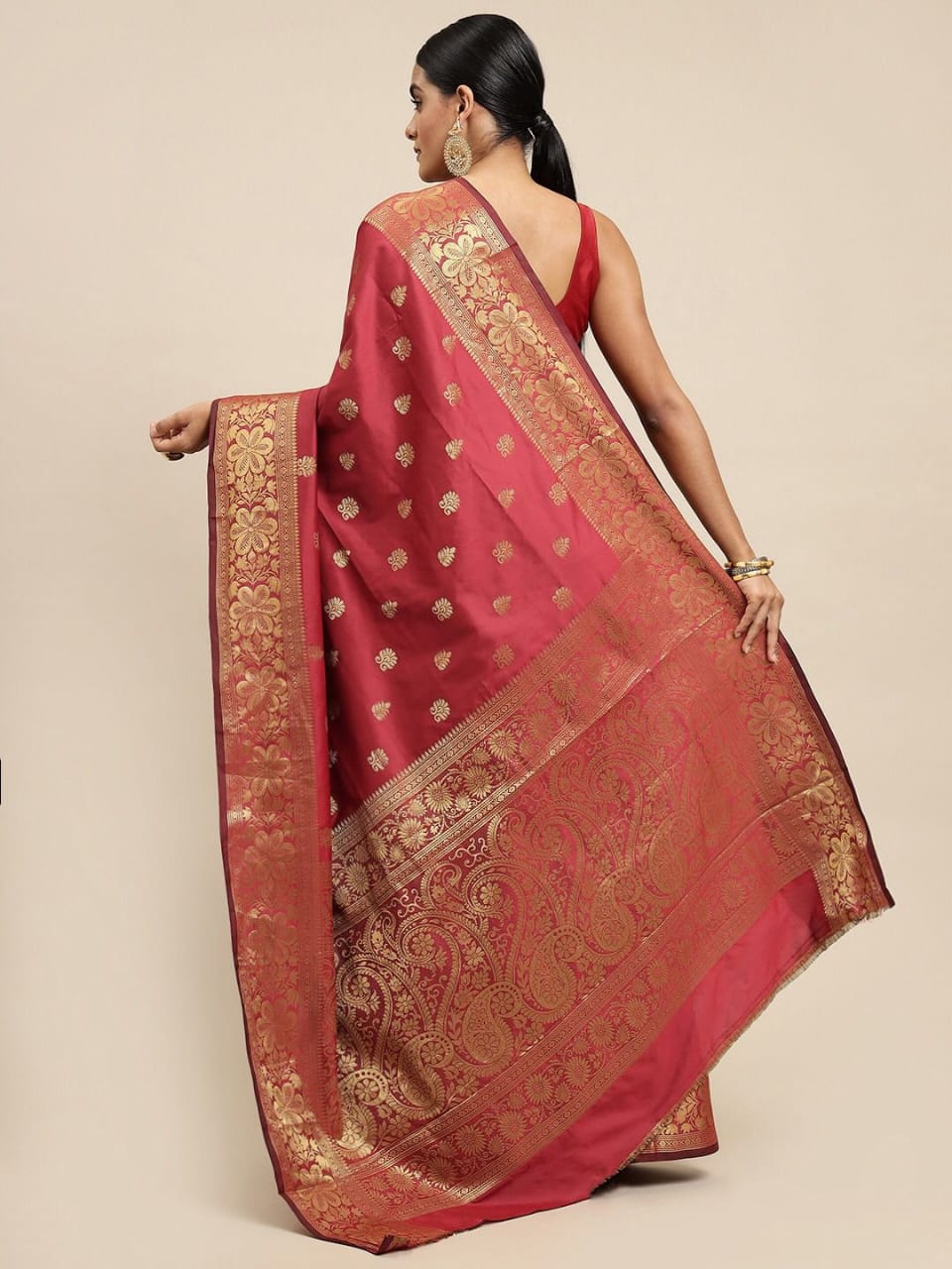 Pretty Red Colored Printed Saree For Women