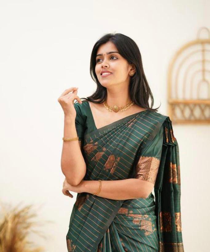 Flamboyant Dark Green Colored Printed Saree For Women