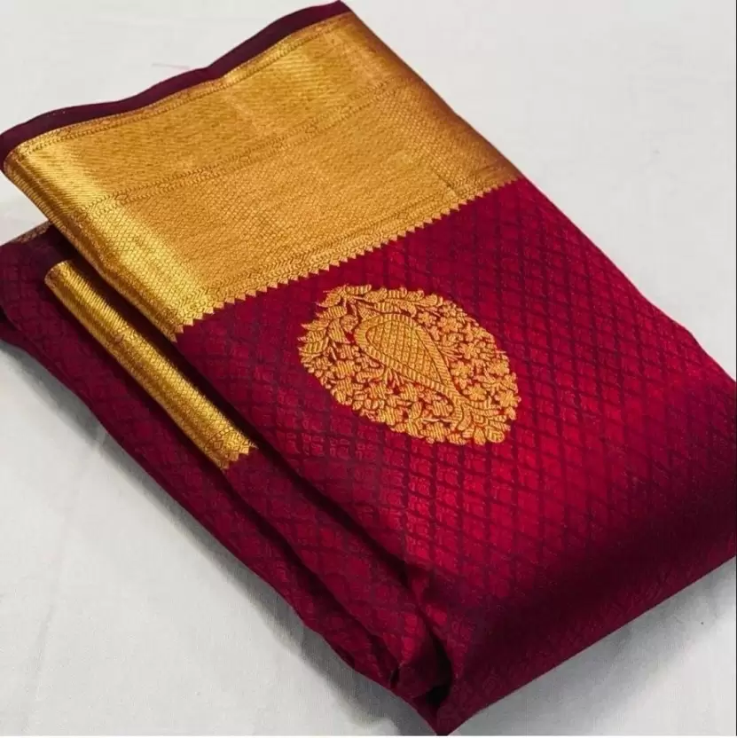 Hypnoti Maroon Colored Printed Saree For Women