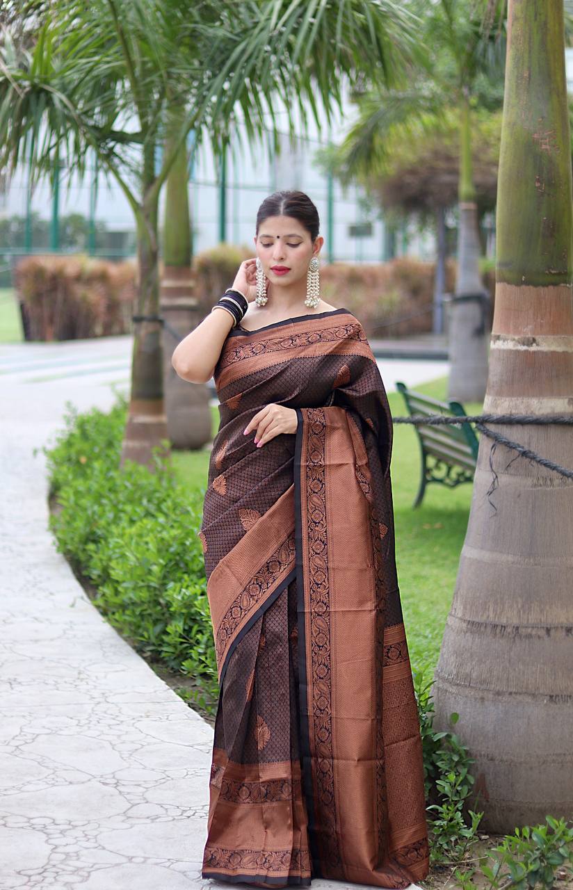 Breathtaking Maroon Colored Printed Saree For Women