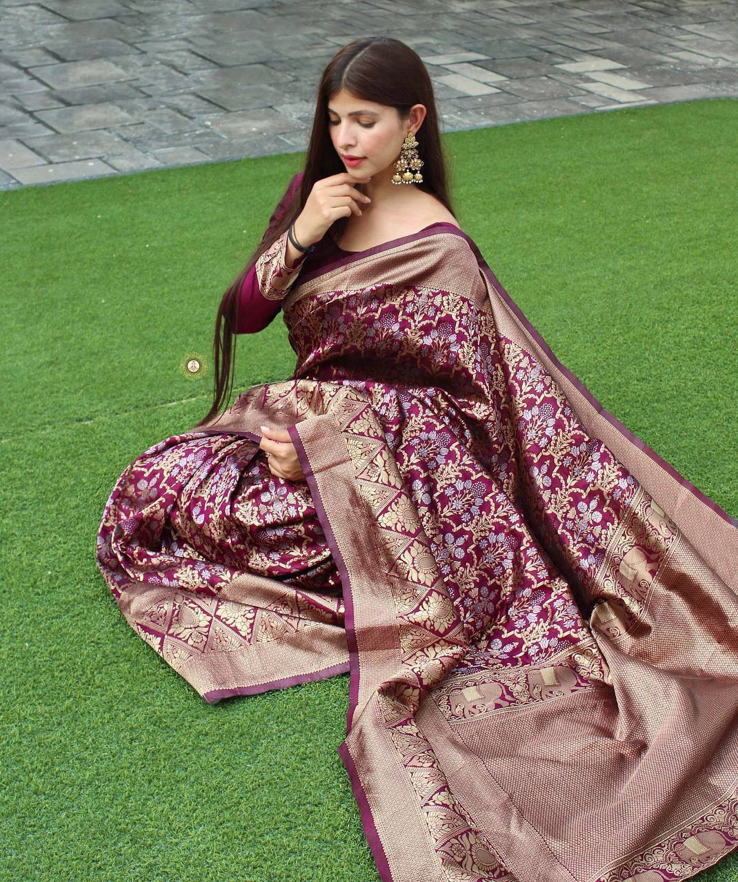 Festive Wear Violet Colored Printed Saree For Women