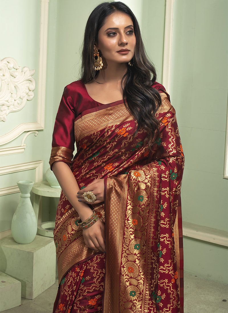 Mesmerising Maroon Colored Printed Saree For Women