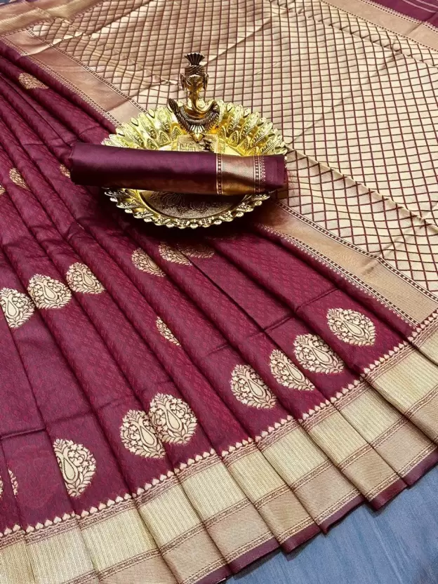 Hypnoti Maroon Colored Printed Saree For Women