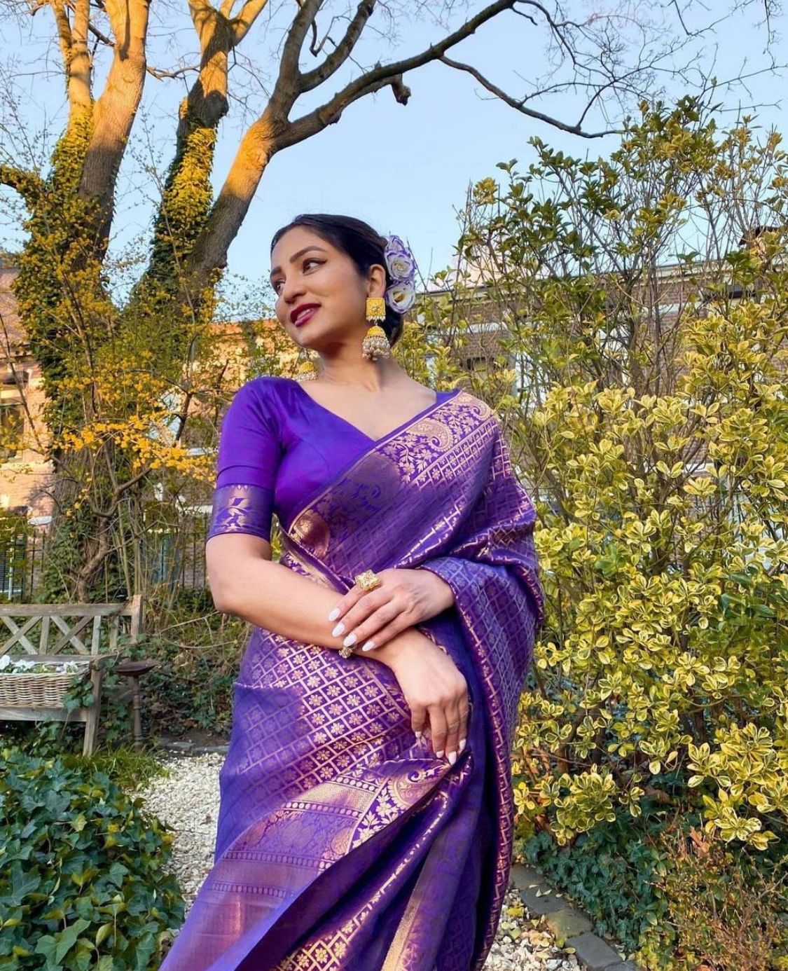 Stylish Purple Colored Printed Saree For Women