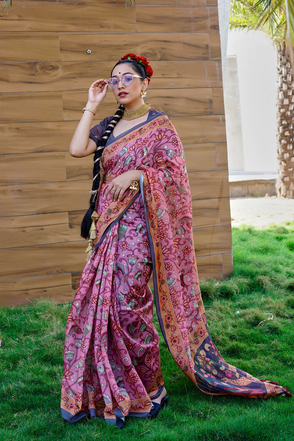 Dazzling Pink Color Digital Printed Linen Saree