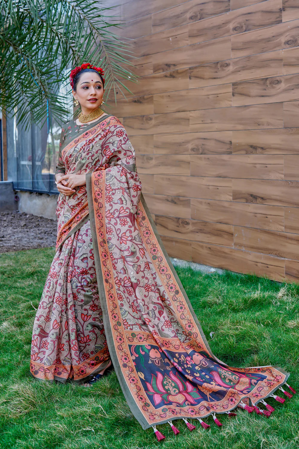 Refreshing Chikoo Brown Color Digital Printed Linen Saree