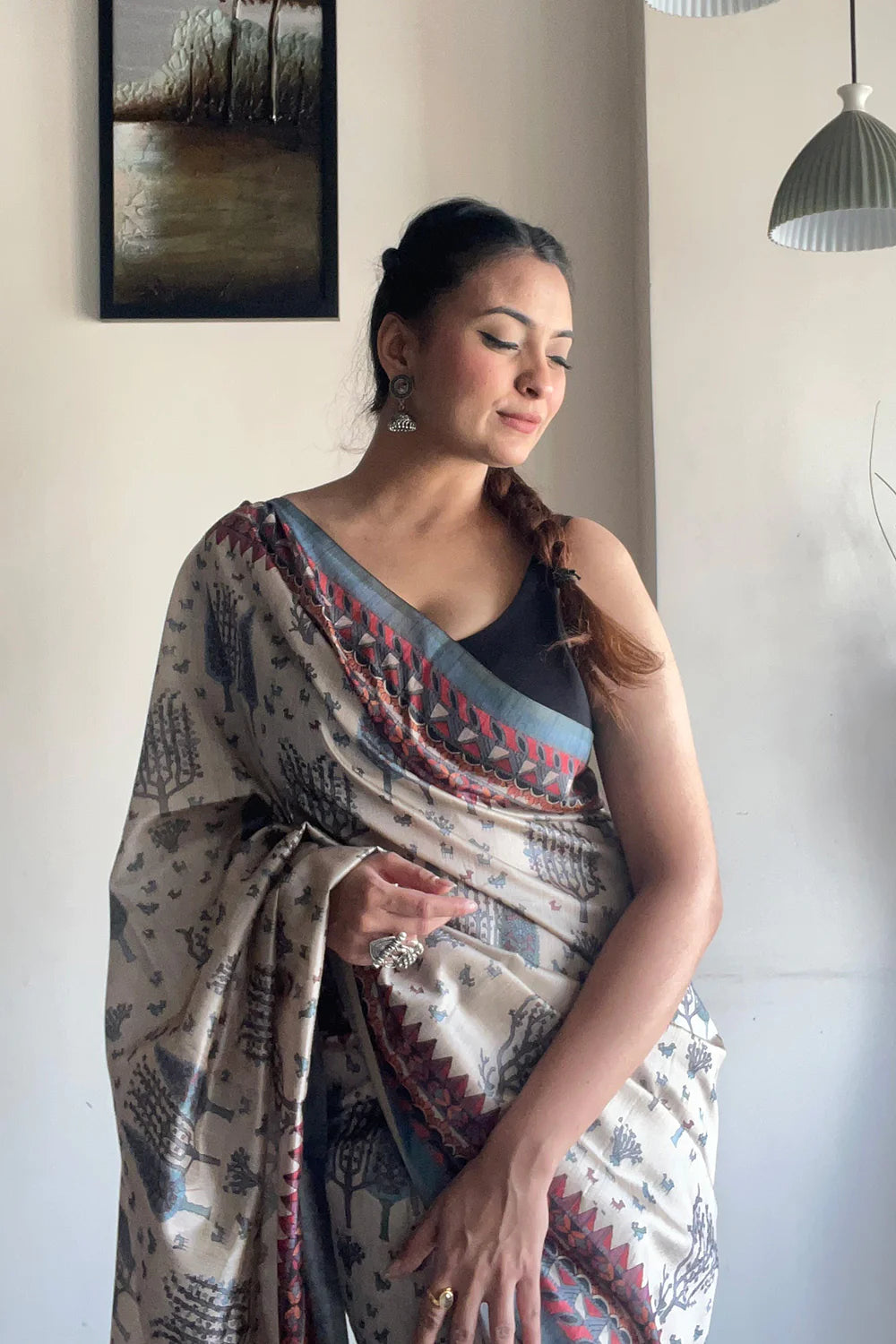 Ravishing Beige & Grey Color Digital Printed Linen Saree