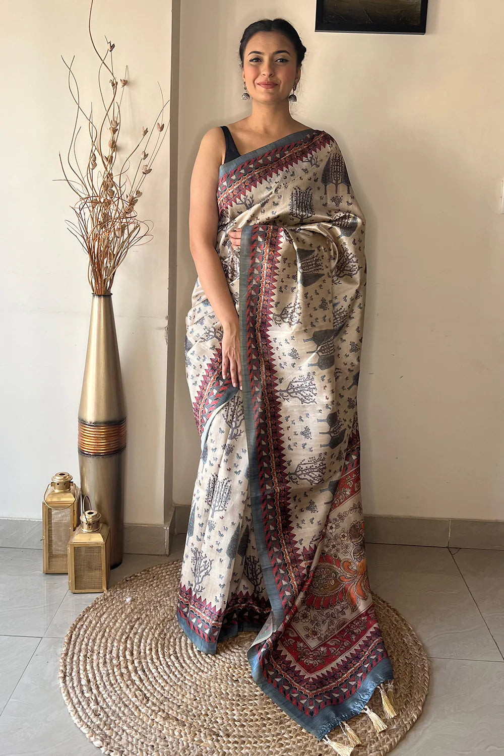Ravishing Beige & Grey Color Digital Printed Linen Saree
