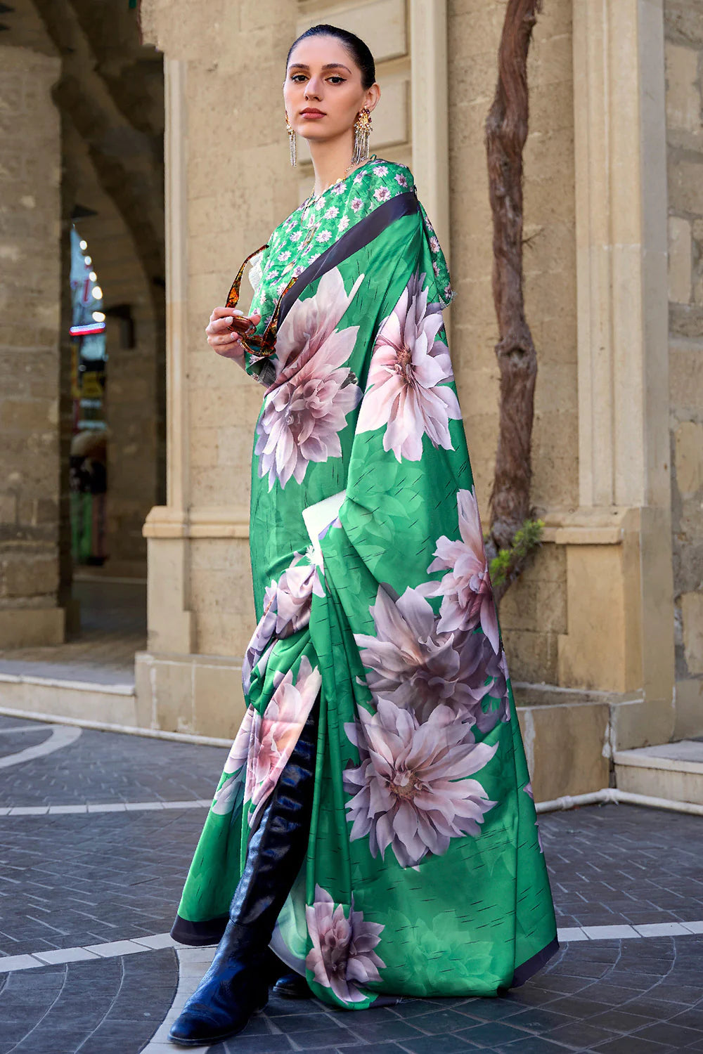 Sophisticated Green Color Printed Work Linen Saree