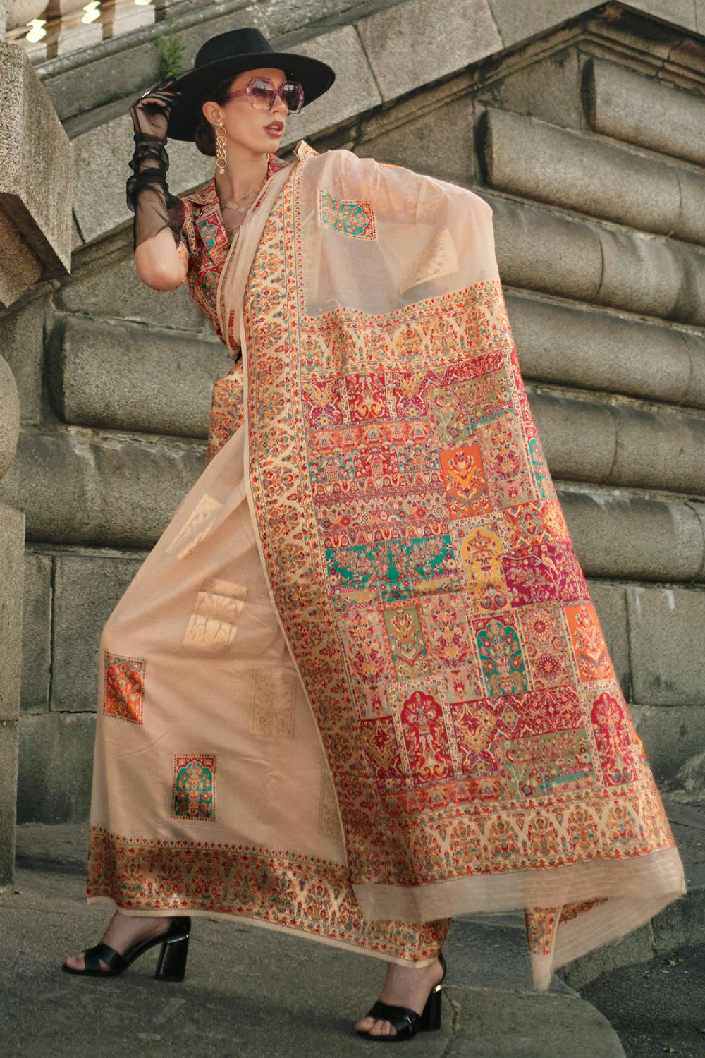 Stylish Beige Color Printed Work Linen Saree