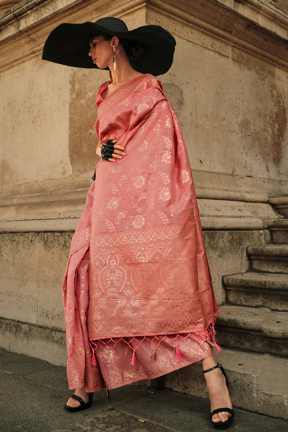 Fantastic Pink Color Printed Work Linen Saree