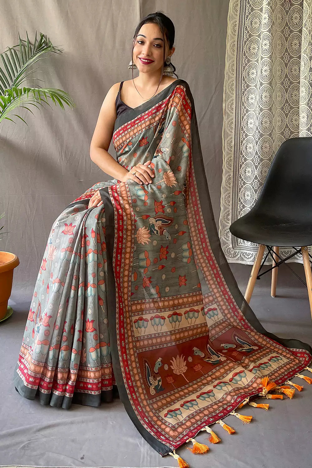 Innovative Grey Kalamkari Printed Linen Saree