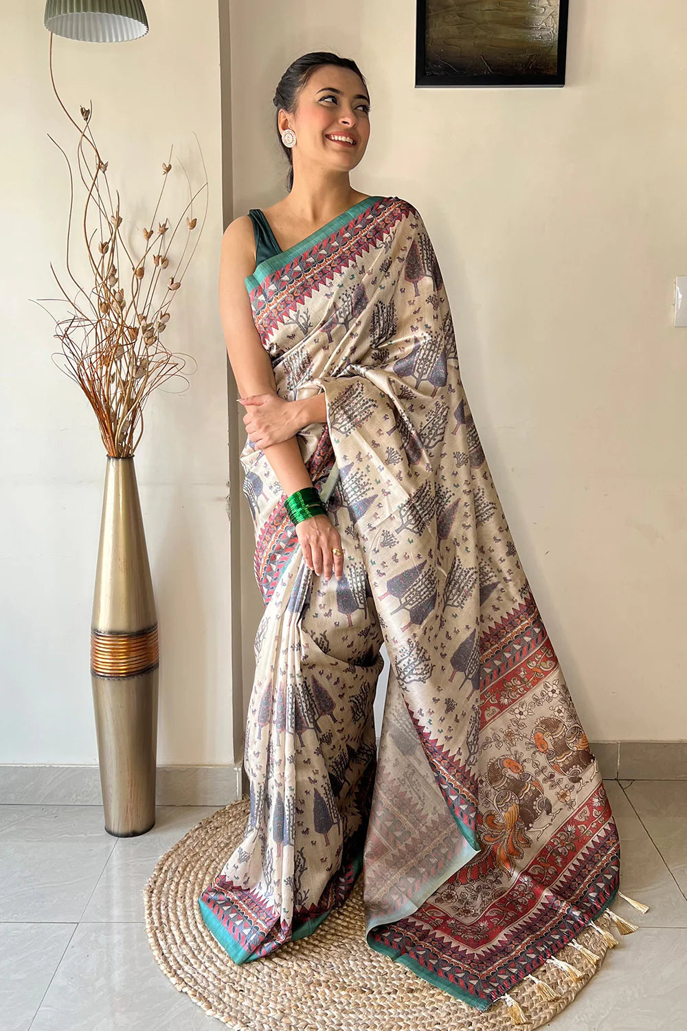 Trendy Cream Color Kalamkari Printed Soft Silk Saree
