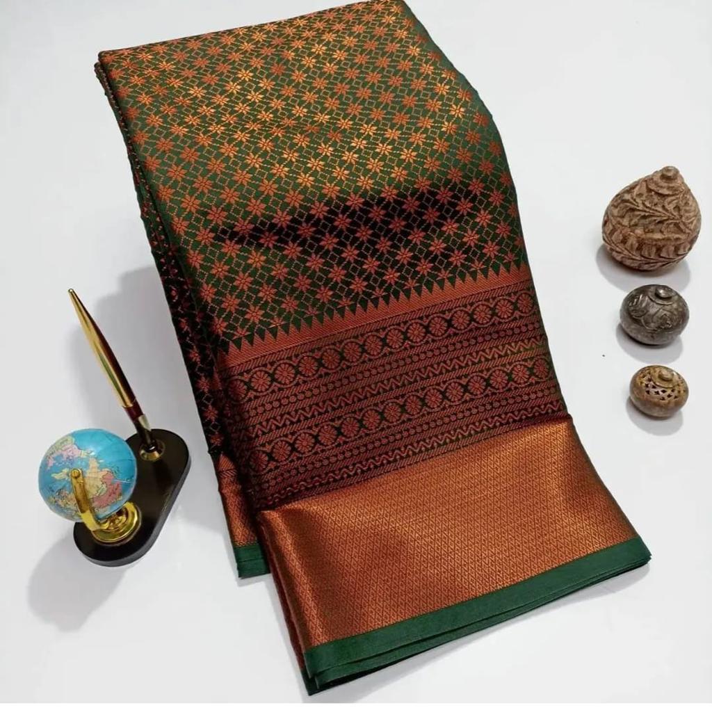 Fantastic Green Colored Printed Saree For Women