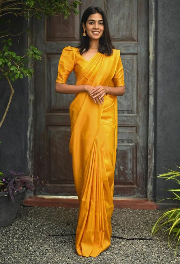 Shaadi Functions Wear Yellow Silk Jacquard Saree & beautiful Blouse