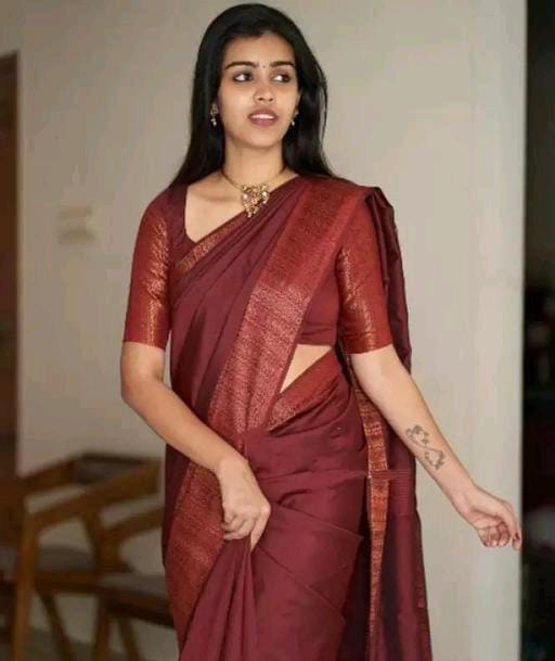 Gorgeous Maroon Colored Printed Saree For Women