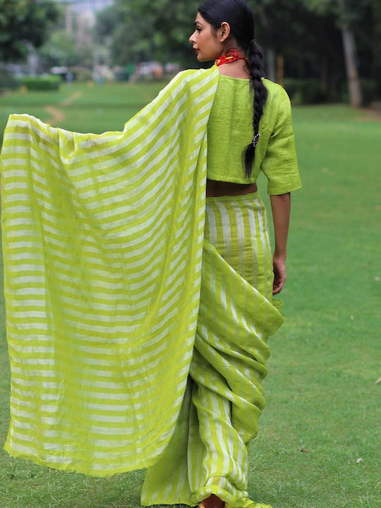 Excellent Pure Linen Green Colored Casual Printed Saree