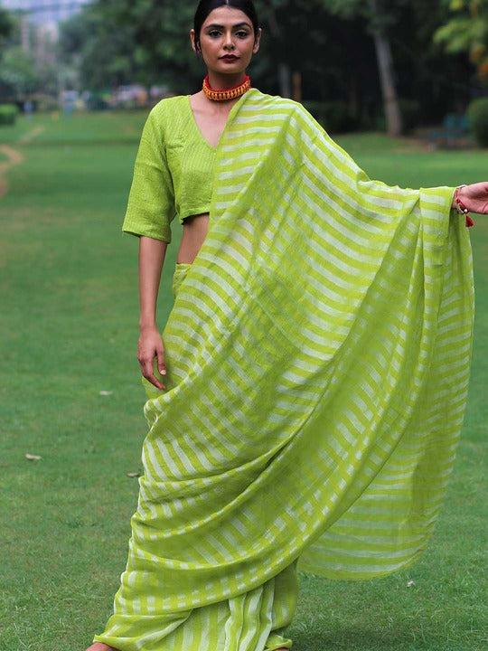 Excellent Pure Linen Green Colored Casual Printed Saree