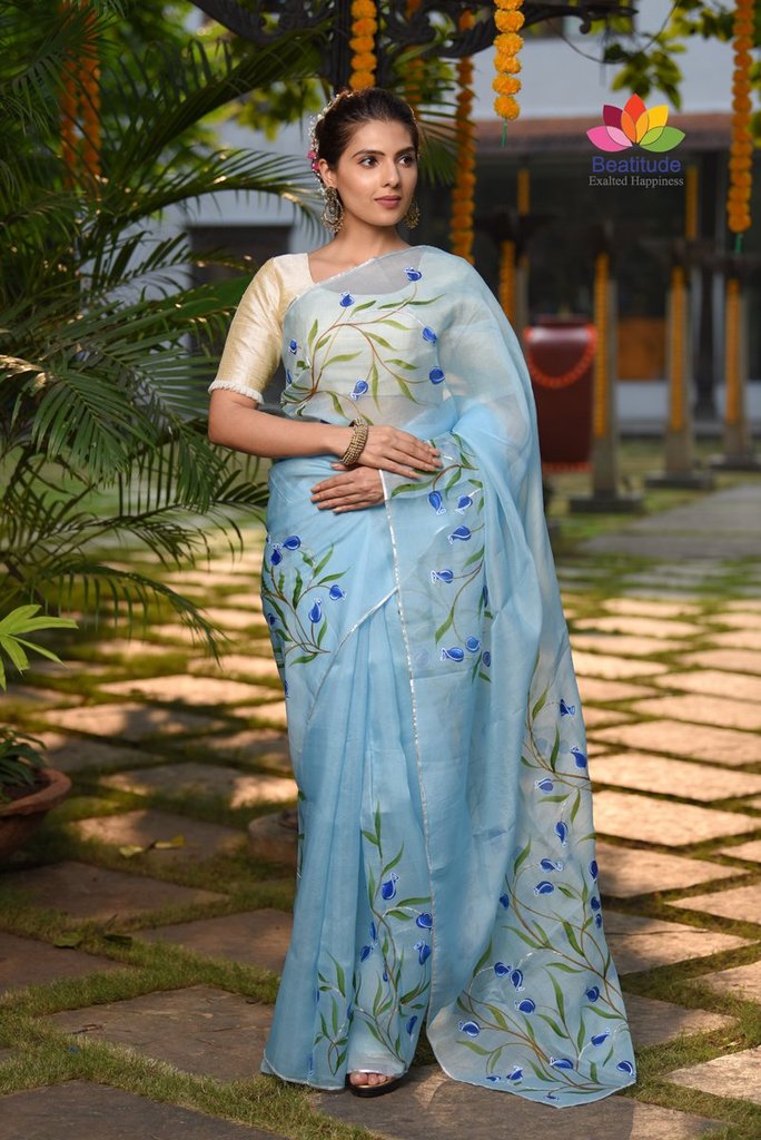 Demanding Women's SkyBlue Colour Pure Linen Saree With Blouse Piece