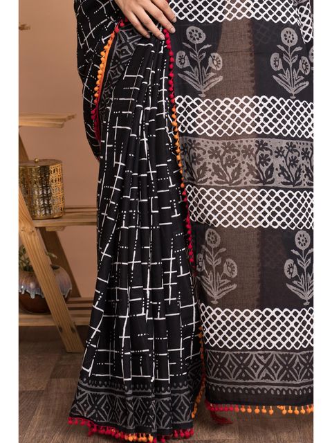 Black  Color Printed Linen Saree With  Blouse  Piece