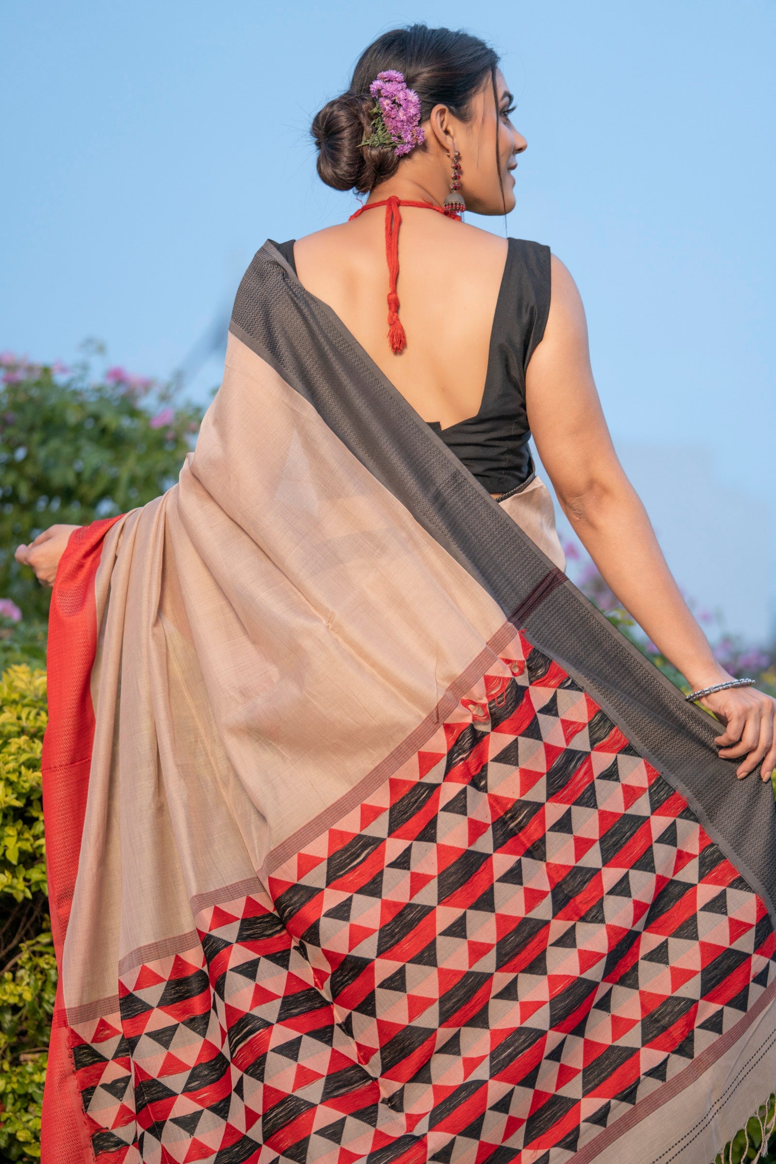 Pure Linen Saree With Blouse