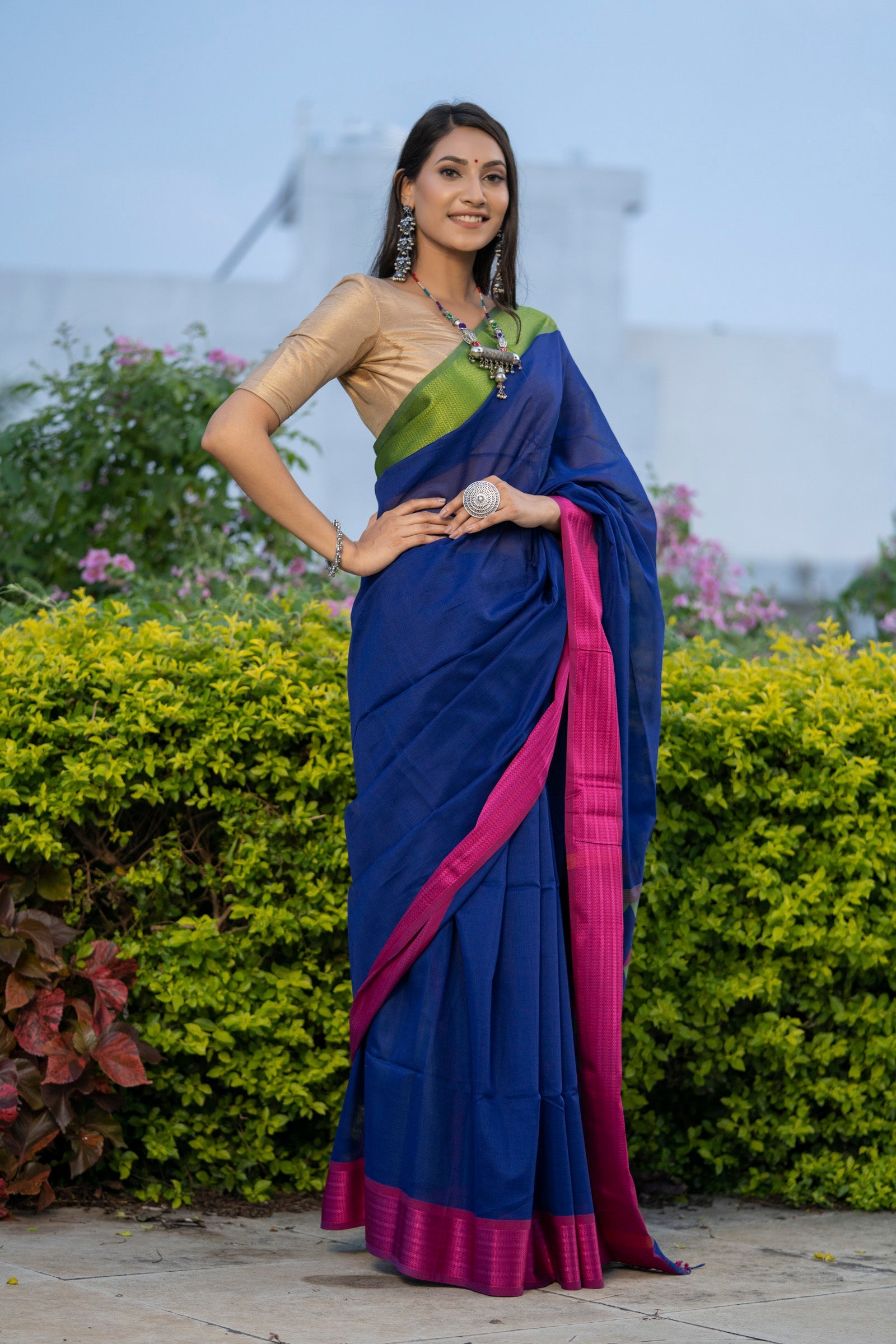 Women's Night Blue Linen Saree With Blouse
