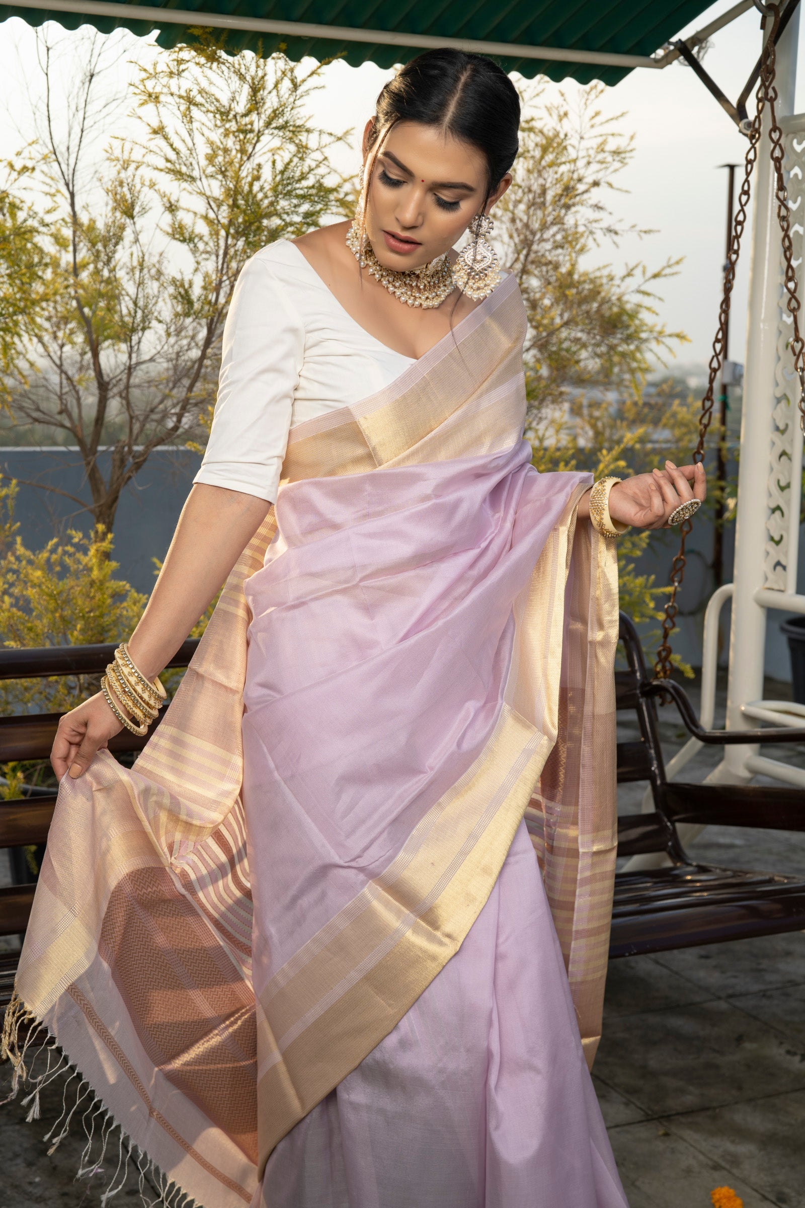 Lovely Light Purple Colored Printed Pure Linen Saree For Women