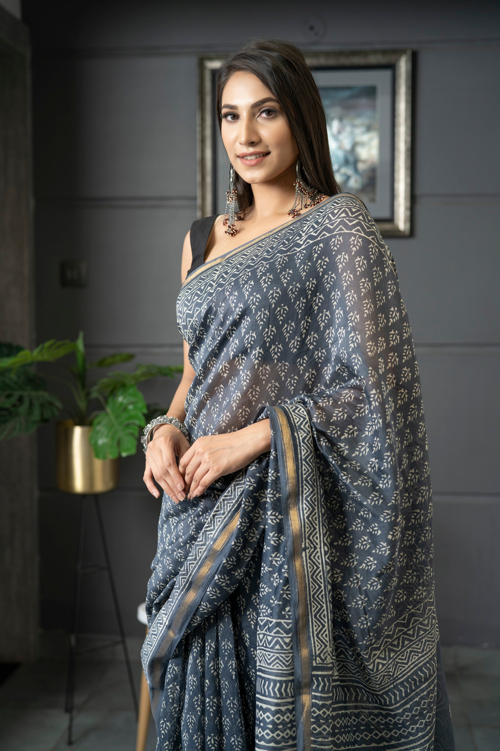 Grey Color Festive Wear Printed Pure Linen Saree