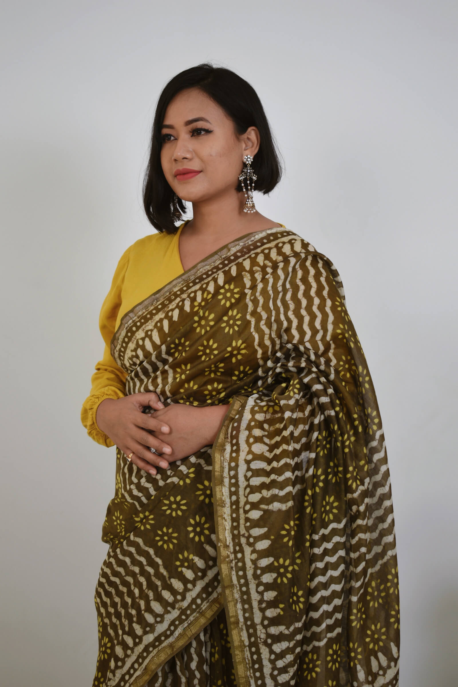Pure linen saree in henna Color with yellow Blouse