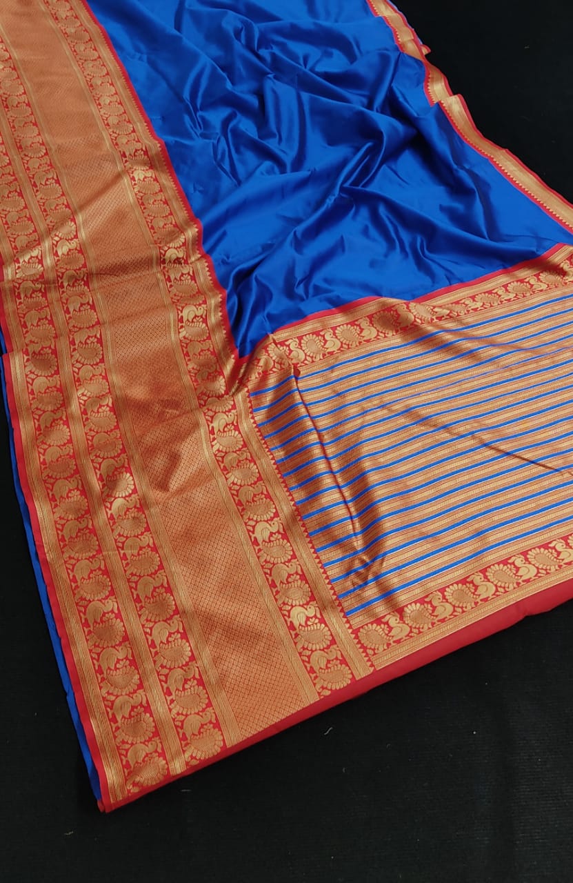 Groovy Royal Blue Colored Printed Saree For Women