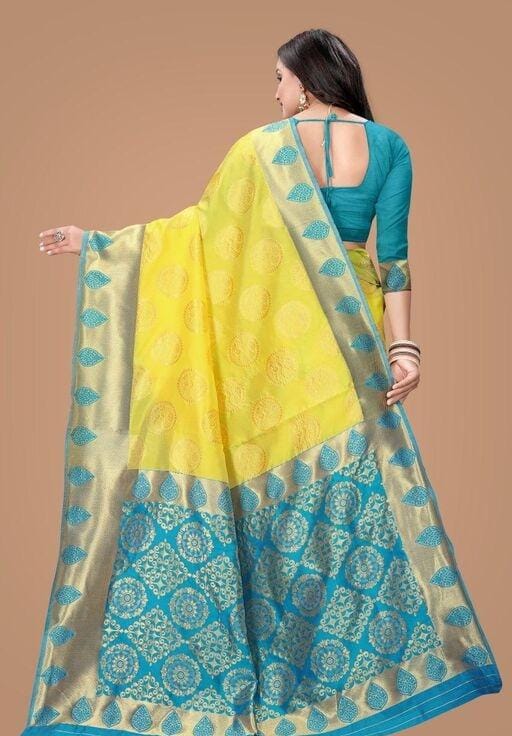 Amazing Lemon Yellow Colored Printed Saree For Women