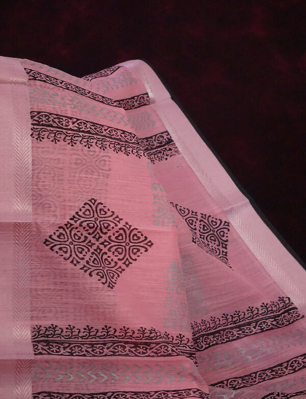Stunning Baby Pink Colored Cotton Linen Designer Printed Saree