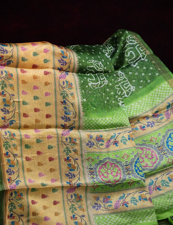 Innovative Dark Green Colored Cotton Linen Designer Printed Saree