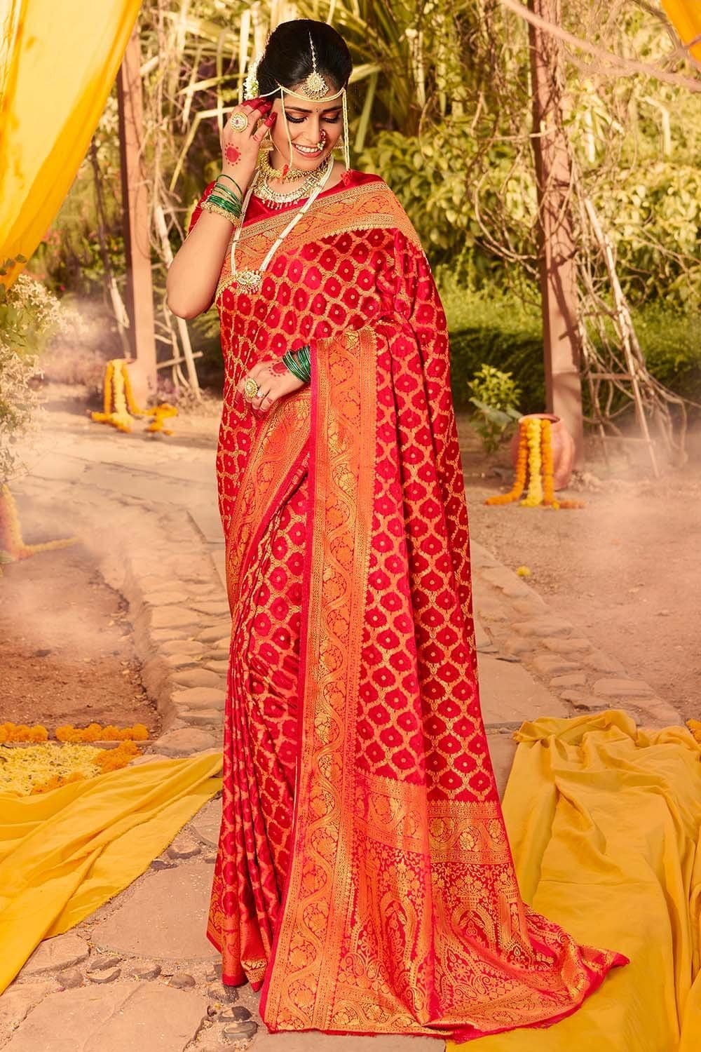 Buy Vivaha Kanchipuram Goddess Jacquard Silk Saree for Wedding - The  Chennai Silks Online