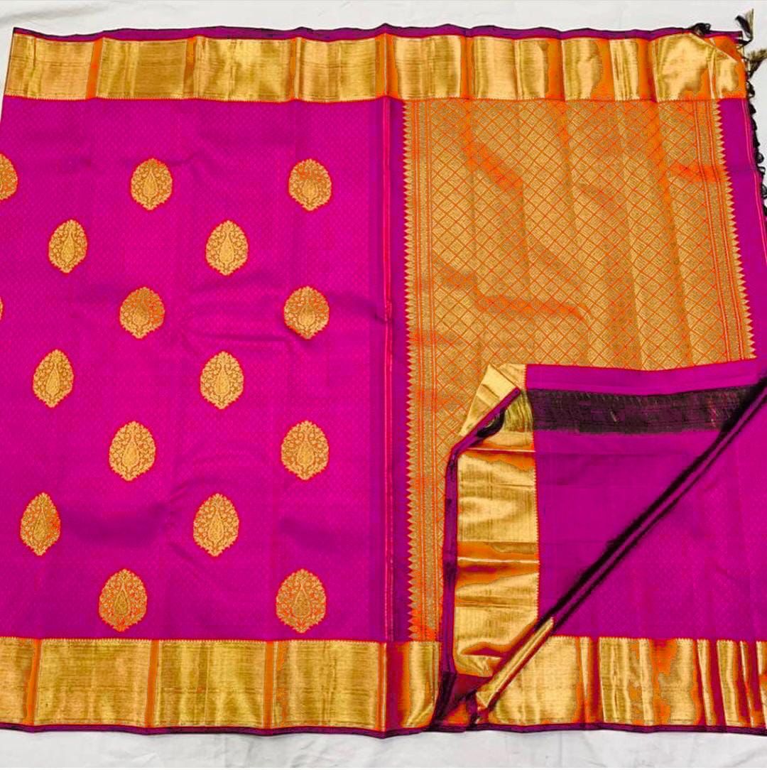 Pure jacquard Silk pink beautiful Saree Colour Wedding Wear