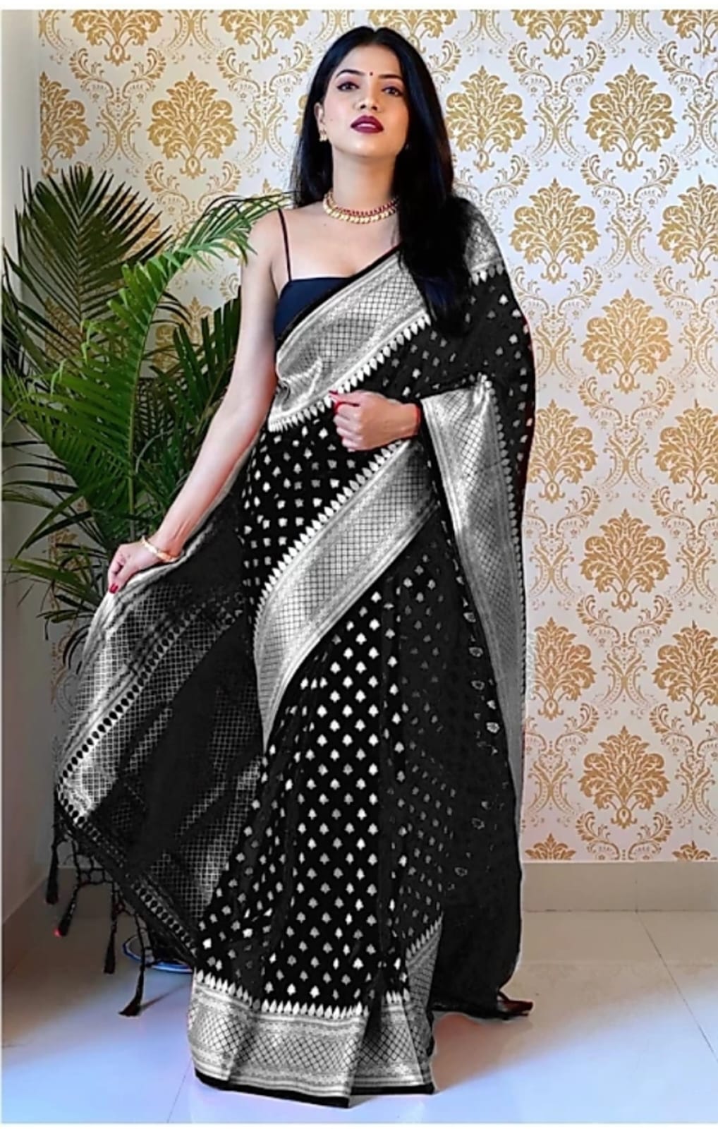 Bewitching Soft Silk Saree with Unique Blouse Piece