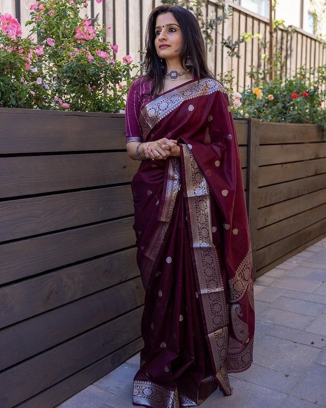 Diaphanous Soft Silk Saree with Amazing Blouse Piece