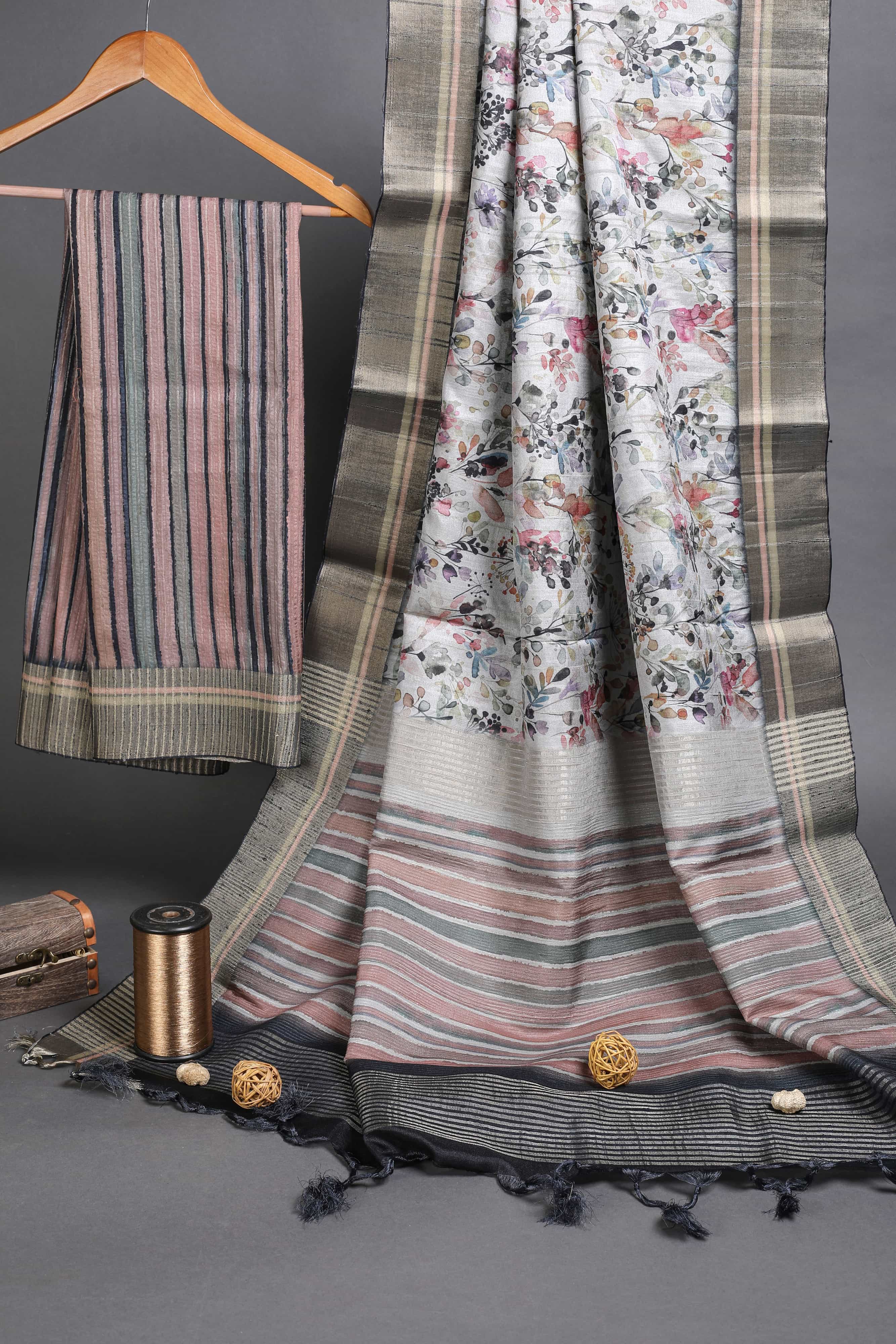 Fantastic Multi Colored Cotton Linen Designer Printed Saree