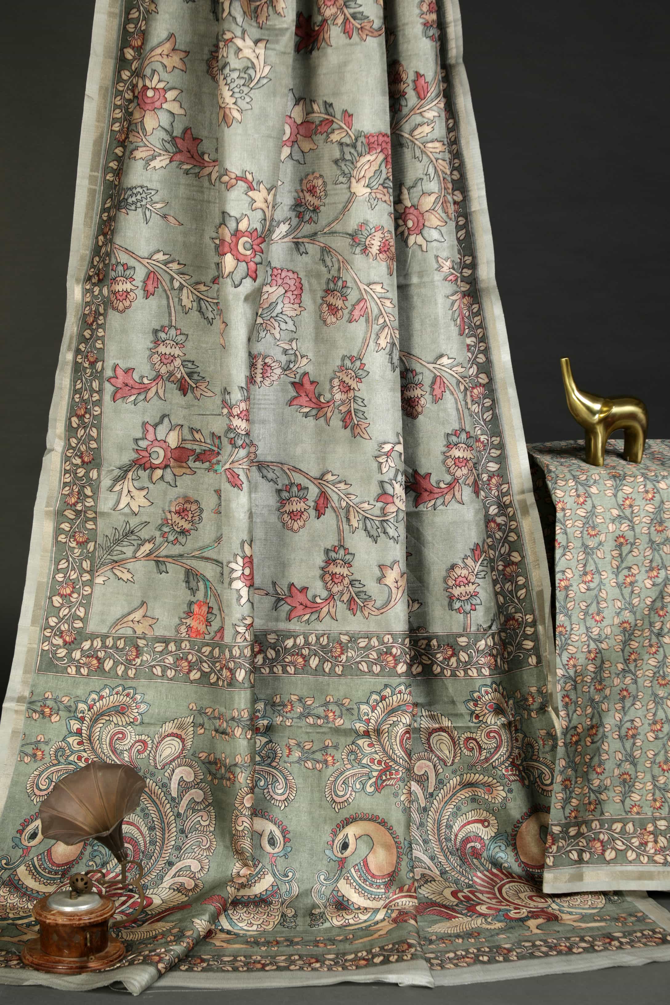 Desirable Gray Colored Cotton Linen Designer Printed Saree