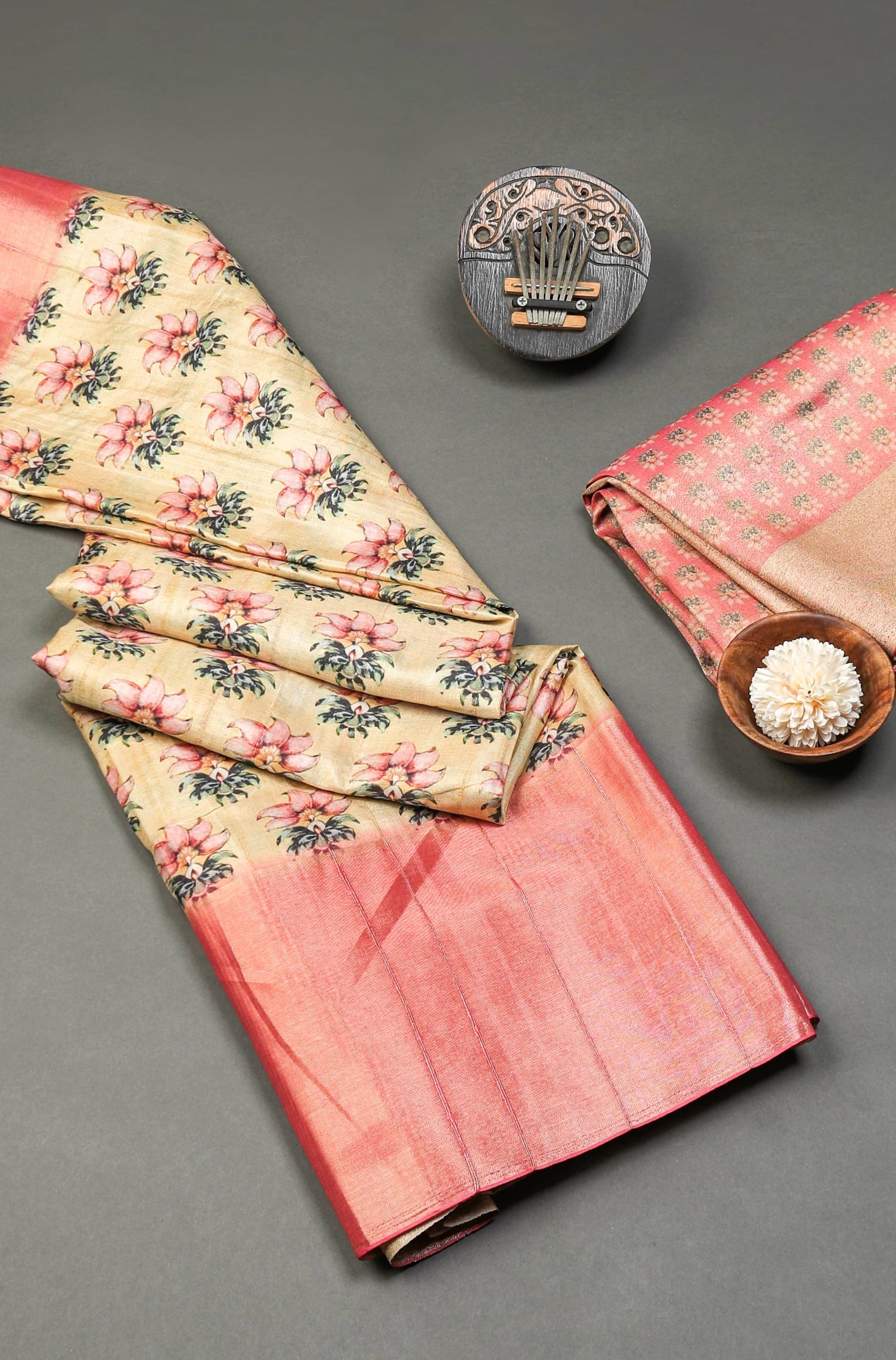 Innovative Light Yellow Colored Cotton Linen Designer Printed Saree