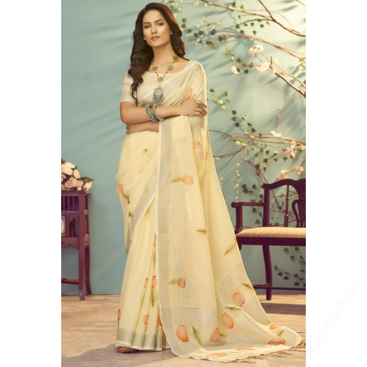 New Latest Fancy Linen Digital Printed Saree