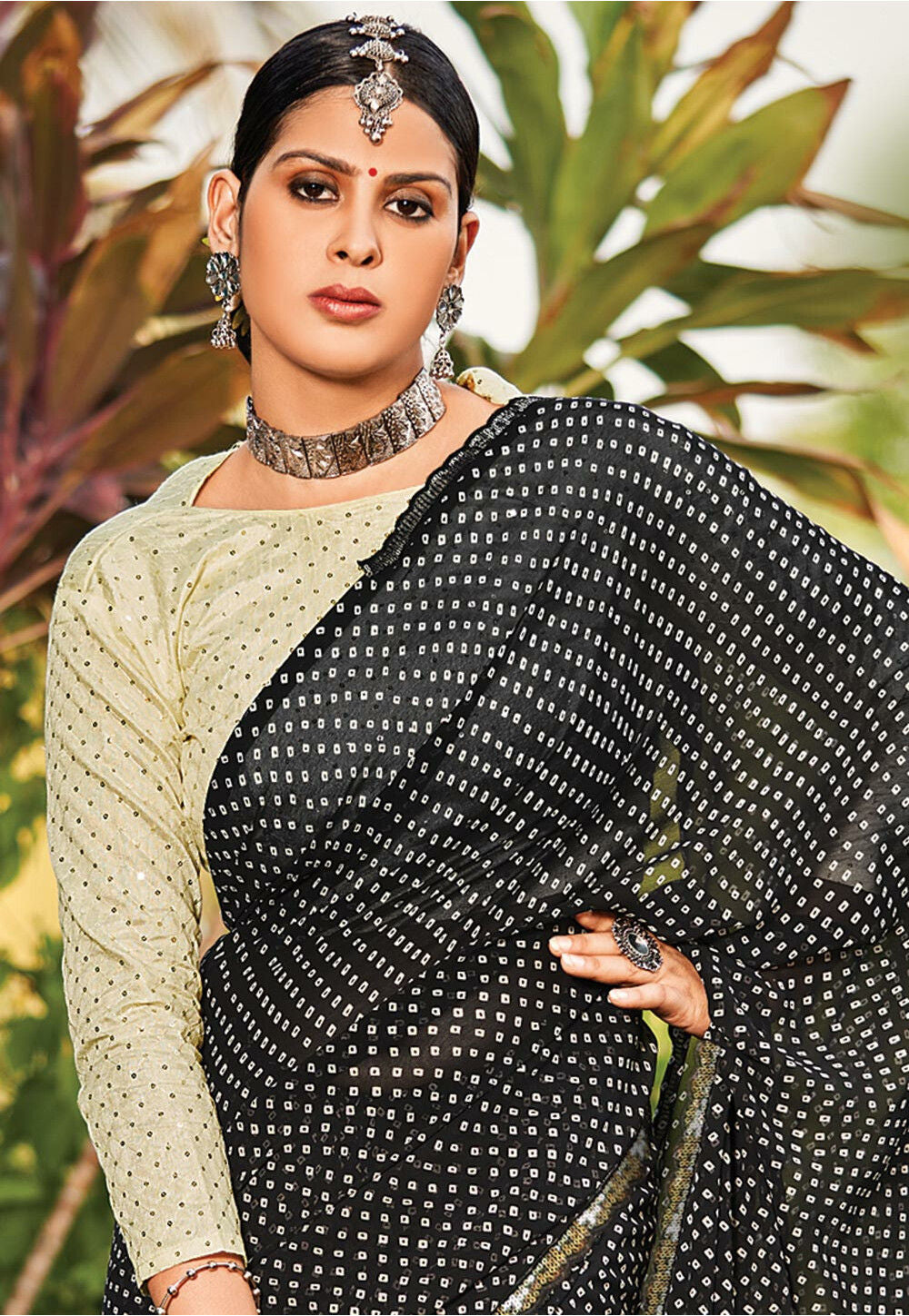 Black Georgette Saree | Leemboodi