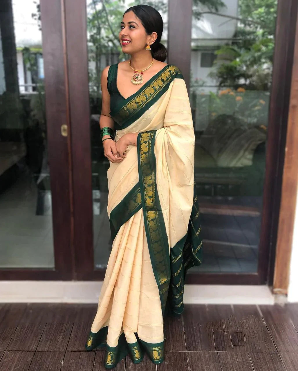 Unequalled Off White Soft Silk Saree With Angelic Blouse Piece