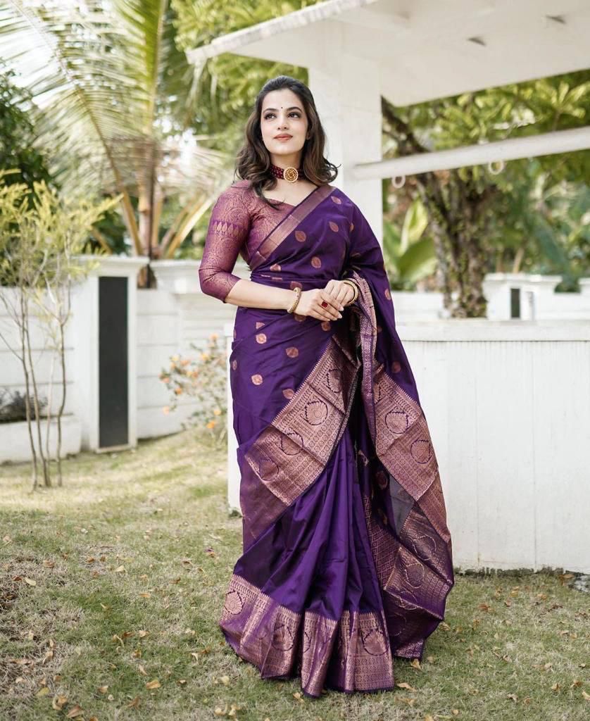 Amiable Purple Soft Silk Saree With Divine Blouse Piece