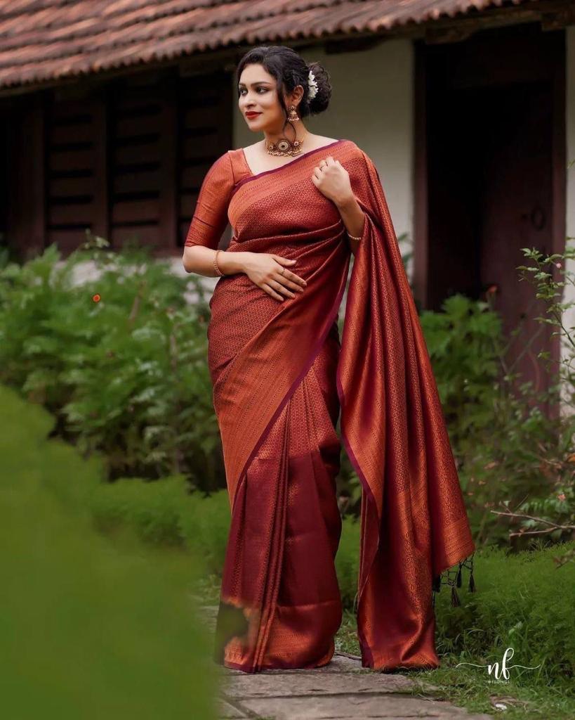 Pure jacquard Silk Sarees Maroon Colour, Festival Wear