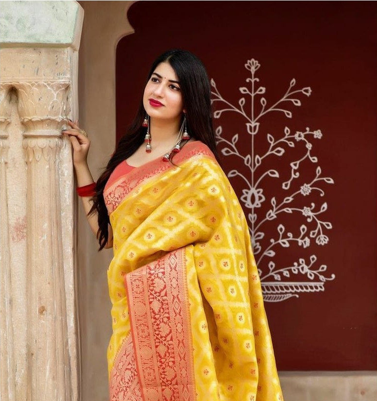 Fancifull Yellow Soft Silk Saree With Glorious Blouse Piece