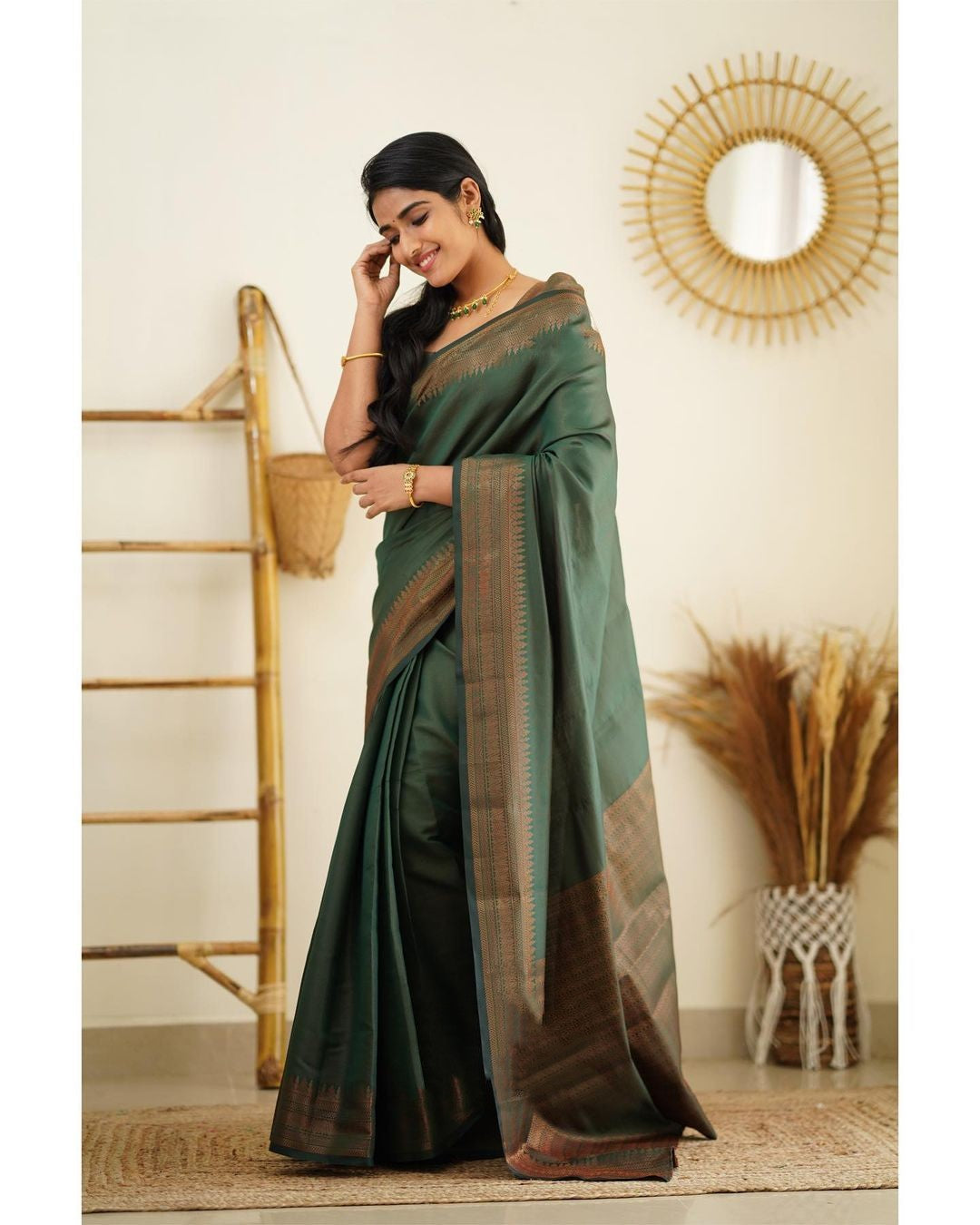 Unequalled Green Soft Silk Saree With Fragrant Blouse Piece